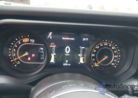 2025 Jeep Wrangler 4-Door Sahara 4X4 z USA, uszkodzony, nr VIN 1C4PJXEN0SW648320